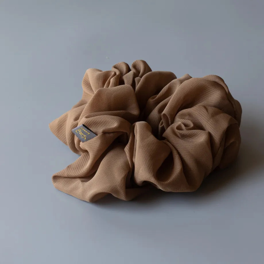 PI MEGA Scrunchie i Khaki Brun