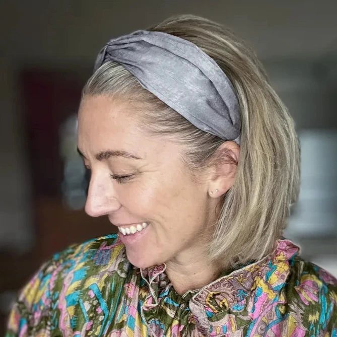 Valerie Bella hårbøjle i Grå