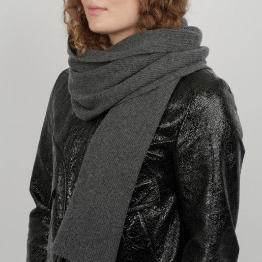 Frede Soft Scarf - Dark Grey