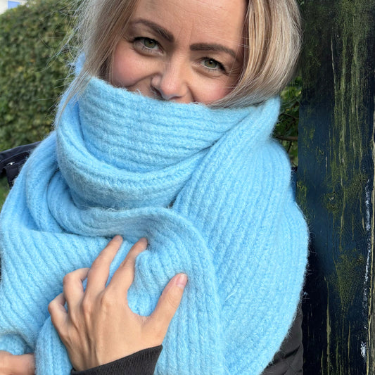 Sisse Scarf - Light Blue